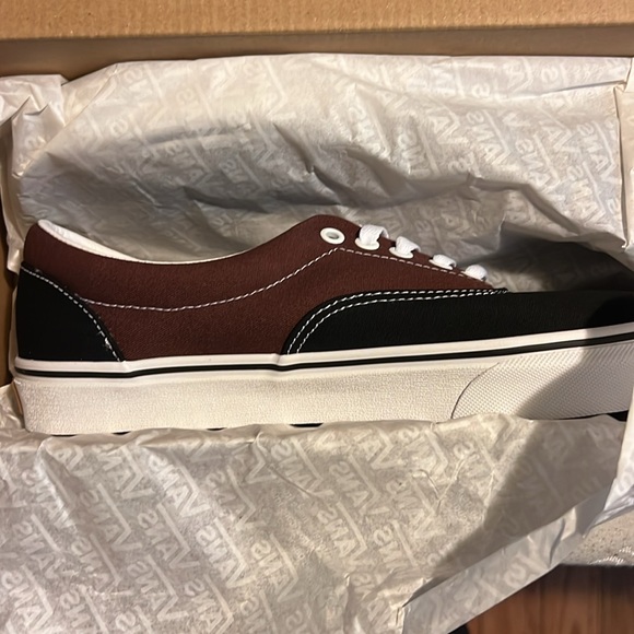 Vans ERA brand new never worn - Picture 3 of 7